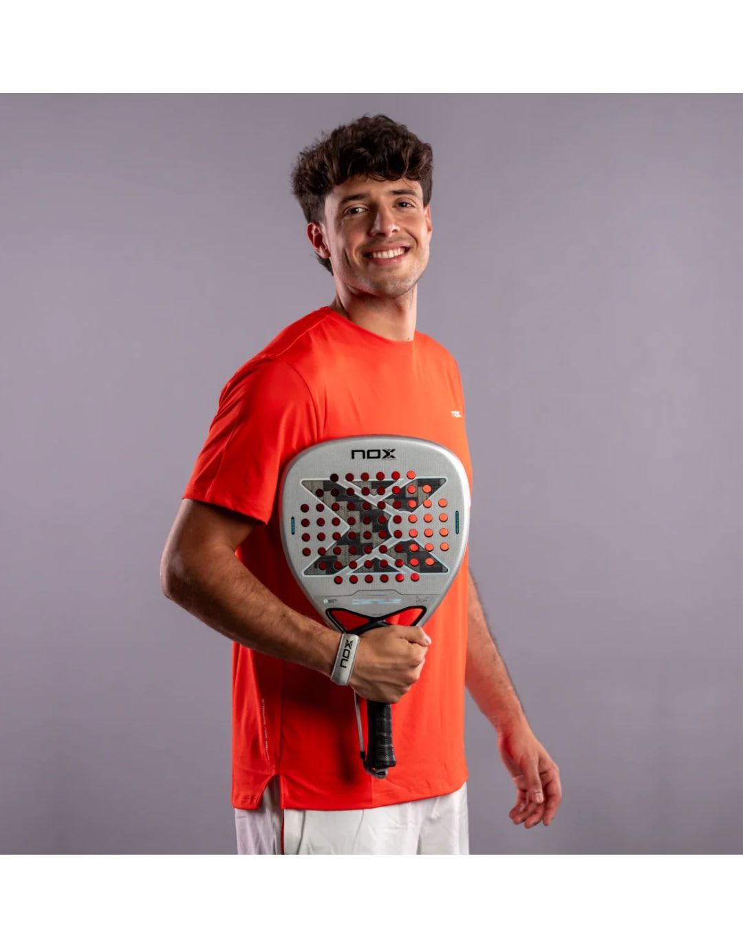 Pala Padel Nox Genius Attack 12K ALUM XTREM by Agustin Tapia 2027 - PREVENTA