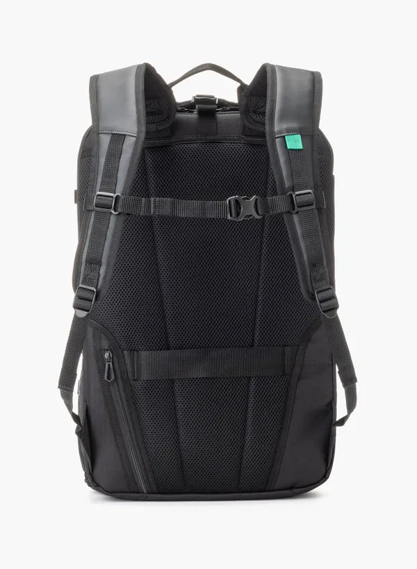 Mochila GEARLOGIC 72612 BLACK Yonex